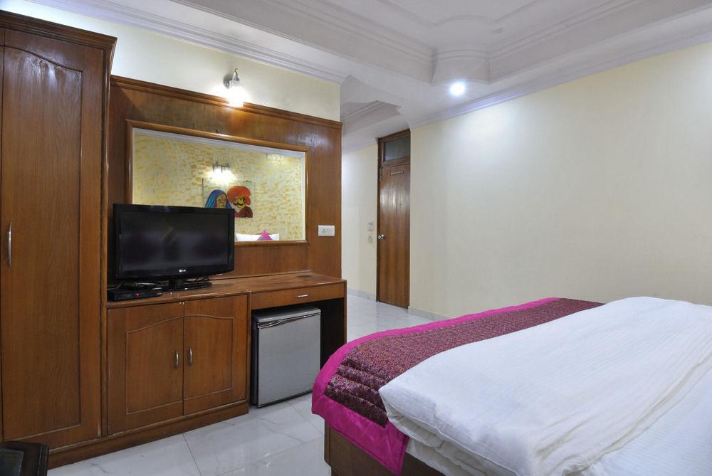 Hotel De Holiday International @ New Delhi Station Ngoại thất bức ảnh